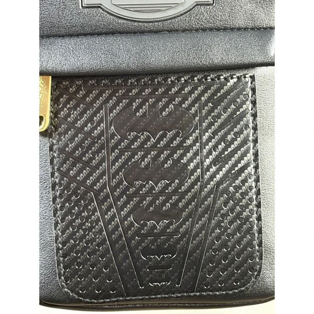 DC Comics Batman Crossbody Wallet Bag Embossed Bat Signal Buckle-Down Black NWT